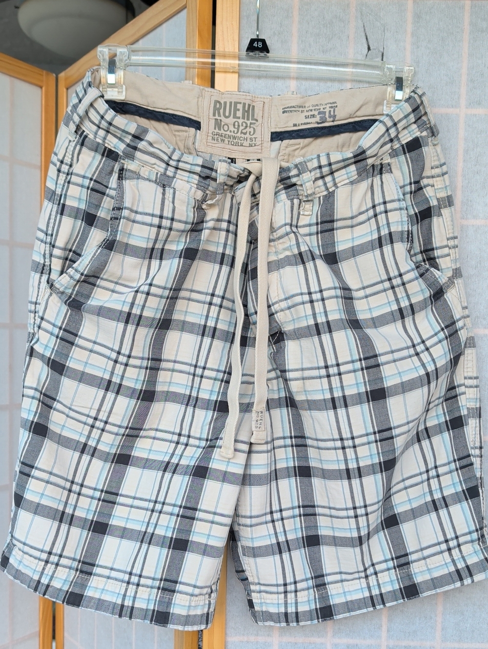 Ruehl No.925 Men's Light Blue, White & Black Plaid Drawstring Shorts Vacation